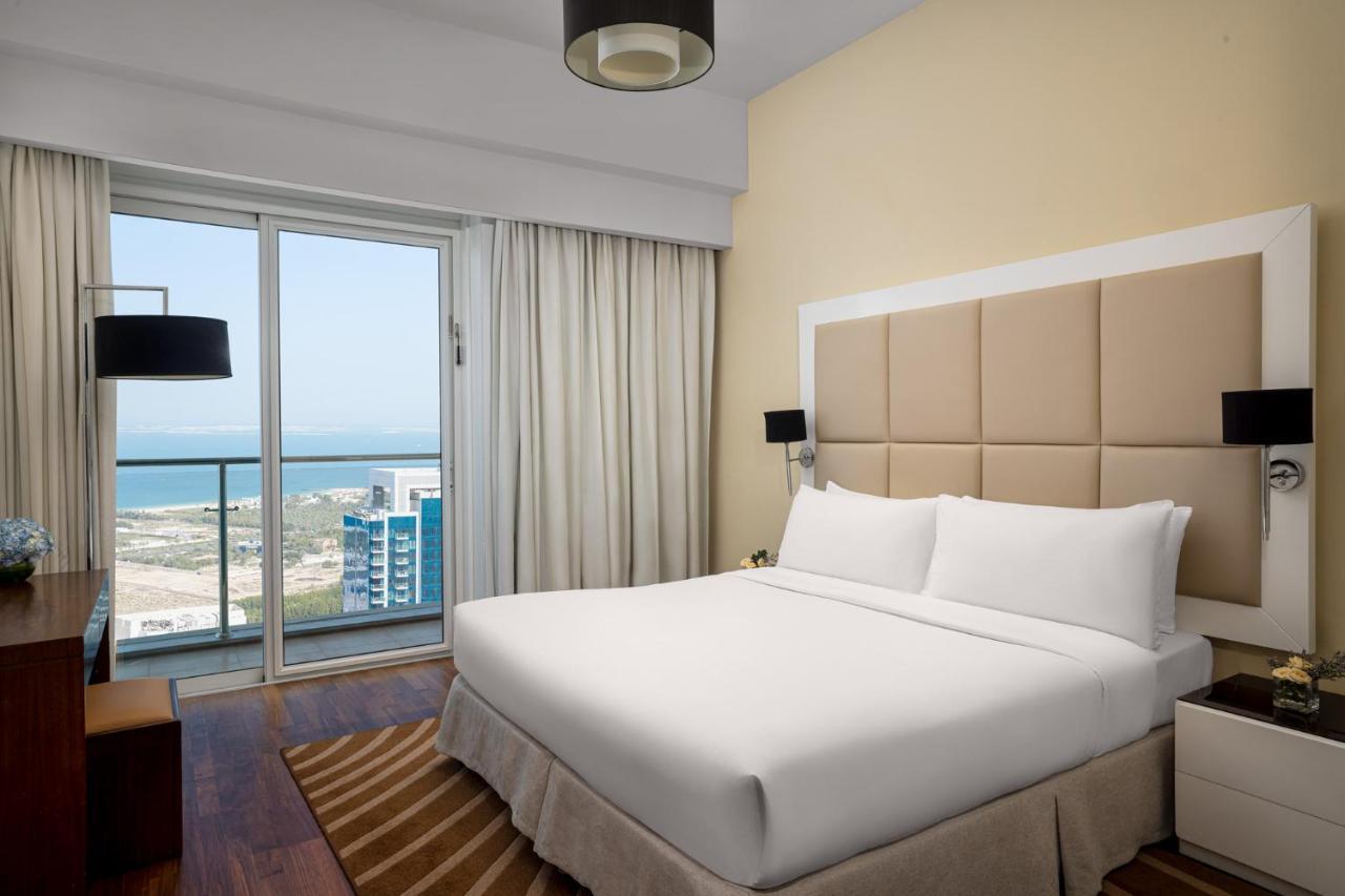 La Suite Dubai Hotel & Apartments Exterior photo