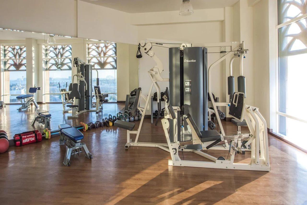 La Suite Dubai Hotel & Apartments Exterior photo