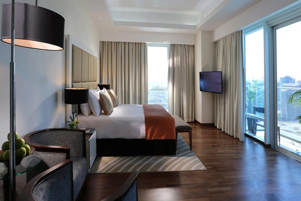 La Suite Dubai Hotel & Apartments Exterior photo